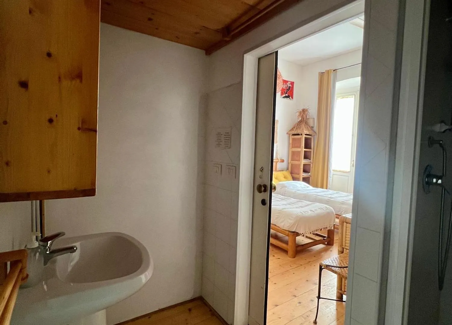 B&B Le Finestre Su Via Cavour Sassari Bed & Breakfast