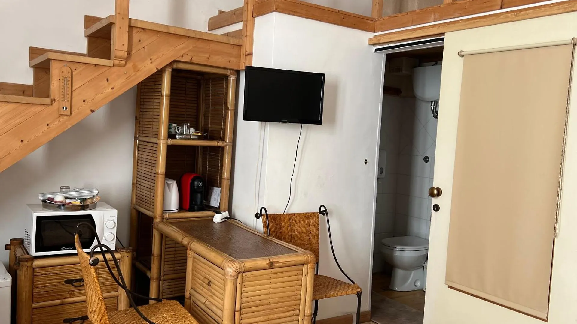 B&B Le Finestre Su Via Cavour Sassari Bed & Breakfast