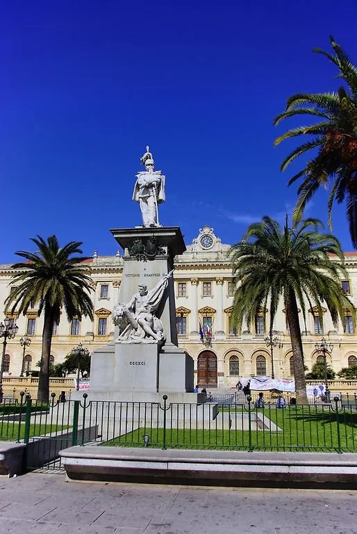B&B Le Finestre Su Via Cavour Sassari Bed & Breakfast