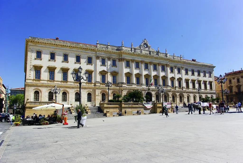 B&B Le Finestre Su Via Cavour 萨萨里 意大利